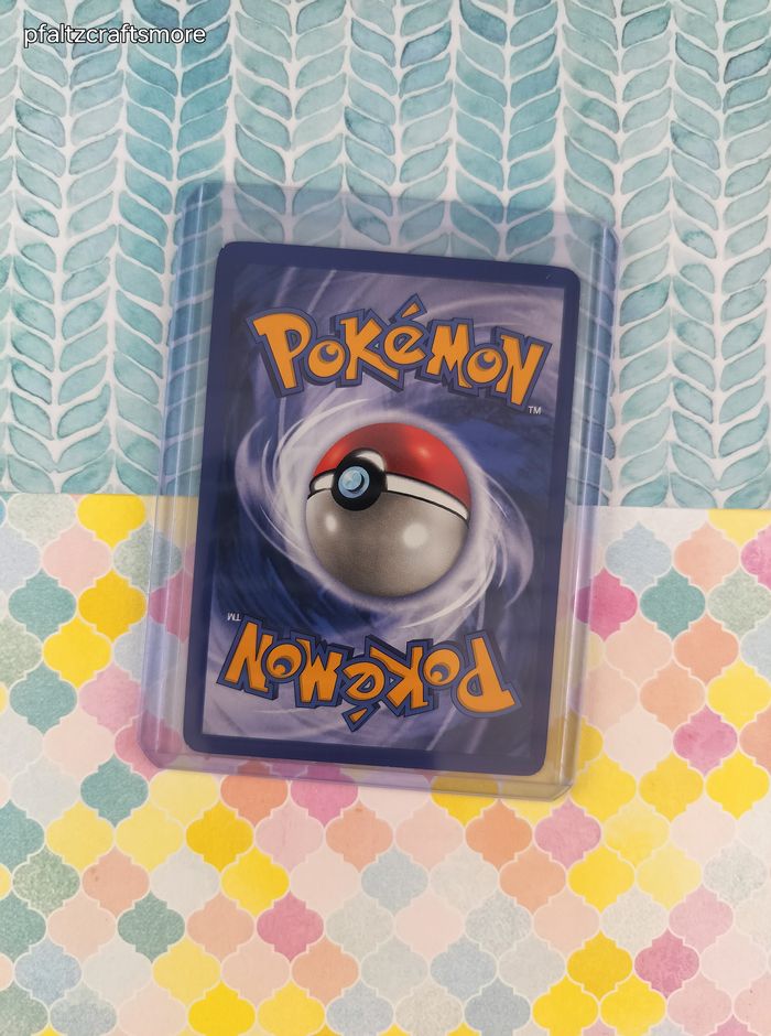 bad centering pokemon cards Vintage Common - Omanyte Fossil Non-Holo Pokemon Card 52/62