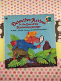 Vintage 1982 Golden Book: Detective Arthur in the Case of the Mysterious Stranger, Softcover