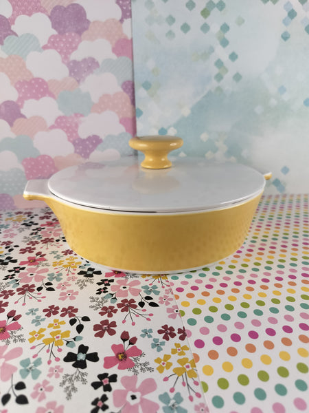Vintage Corning Ware B-1-B 1qt Lemon Yellow Casserole Dish w/Matching Lid, Excellent