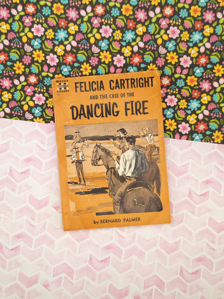 Vintage 1960 Felicia Cartright and the Case of the Dancing Fire by Bernard Palmer Moody Youth Library Softcover