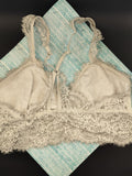 American Eagle Aerie Women's Light Gray Lace Floral Bralette Size Medium