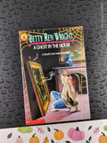 Vintage 1991 A Ghost in the House by Betty Ren Wright Softcover
