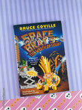 Vintage 1994 1st Printing Space Brat 3: Planet of the Dips by Bruce Coville Softcover, Like New