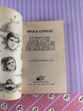 Vintage 1994 1st Printing I Left My Sneakers in Dimension X Bruce Coville Softcover