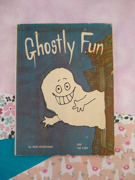 Vintage 1970 Softcover Paperback Ghostly Fun by Ann McGovern