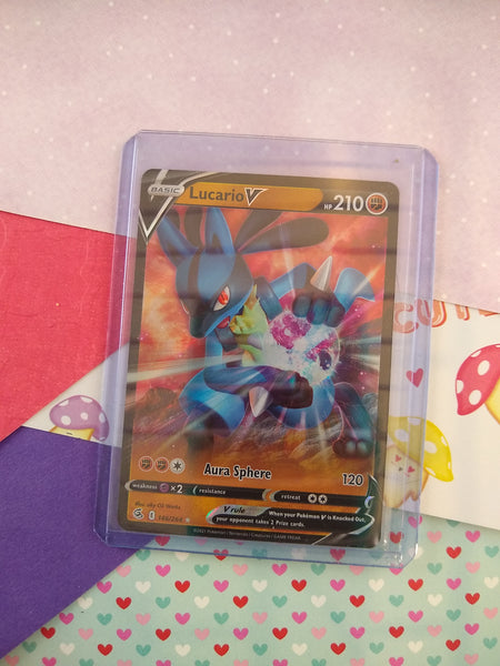 Pokemon TCG Ultra Rare Lucario V Fusion Strike Full Art Holo Card 146/264 - NM