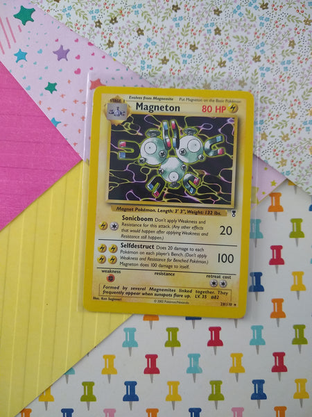 Vintage Rare - Magneton Legendary Non-Holo Pokemon Card 28/110 - LP