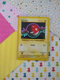 Vintage Common - Shadowless Voltorb Base Set Non-Holo Pokemon Card 67/102 - MP