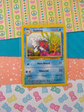 Vintage Uncommon - Seaking Base Set 2 Non-Holo Pokemon Card 60/130 - LP