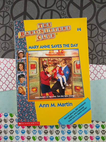 Vintage 1987 The Baby-Sitters Club "Mary Anne Saves the Day" #4 Paperback Book