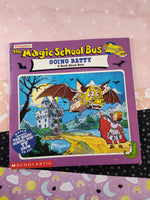 Vintage 1996 Scholastic's The Magic School Bus: Going Batty Paperback