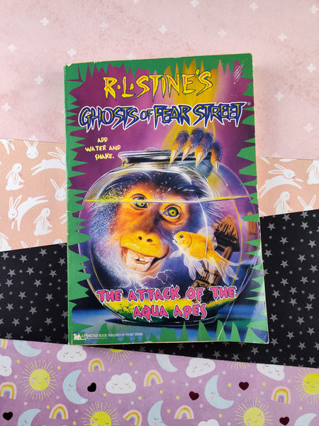 Vintage 1995 1st Printing R.L. Stine's Ghosts of Fear Street #3, The Attack of the Aqua Apes