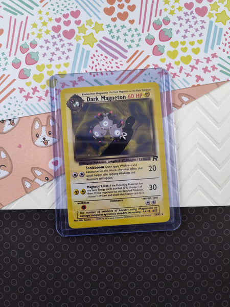 Vintage Rare - Dark Magneton Team Rocket Non-Holo Pokemon Card 28/82 - NM