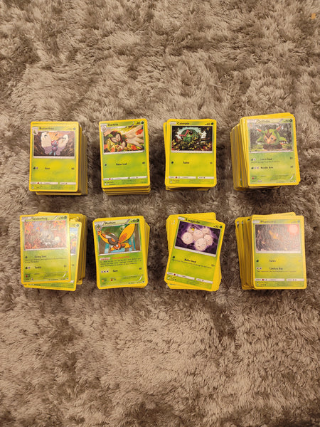 Pokemon TCG Lot 1,500+ Cards, Grass Type, No Trainers No Energy