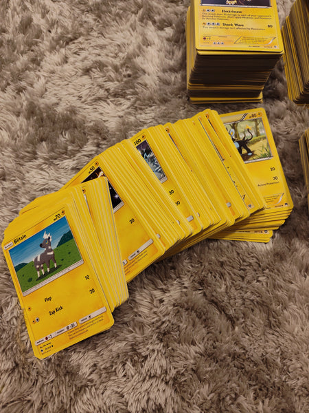 Pokemon TCG Lot 1,500+ Cards, Electric Type, No Trainers No Energy Pfaltzcraftsmore Pokemon TCG Lot 1,500+ Cards, Electric Type, No Trainers No Energy Pfaltzcraftsmore