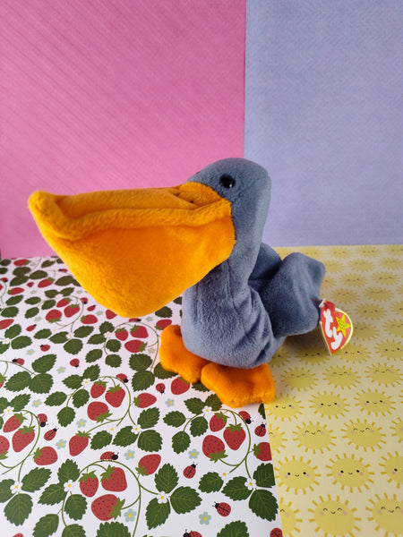 Vintage TY Beanie Baby - Scoop, Pelican - July 1, 1996