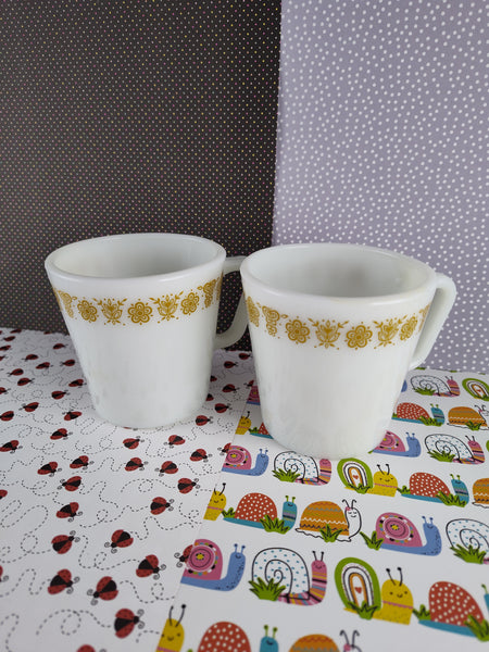 Vintage Corelle by Corning Butterfly Gold Coffee Mug Set/2, Nice & Clean