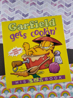 Vintage 2001 Garfield Gets Cookin': His 38th Book, 1st Printing