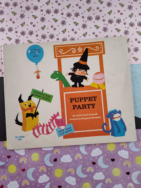 Vintage 1971 1st Printing "Puppet Party" by Goldie Taub Chernoff Scholastic Softcover Book