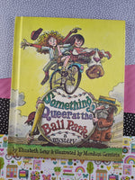 Vintage 1975 Weekly Reader Series Something Queer at the Ball Park (A Mystery), Hardcover