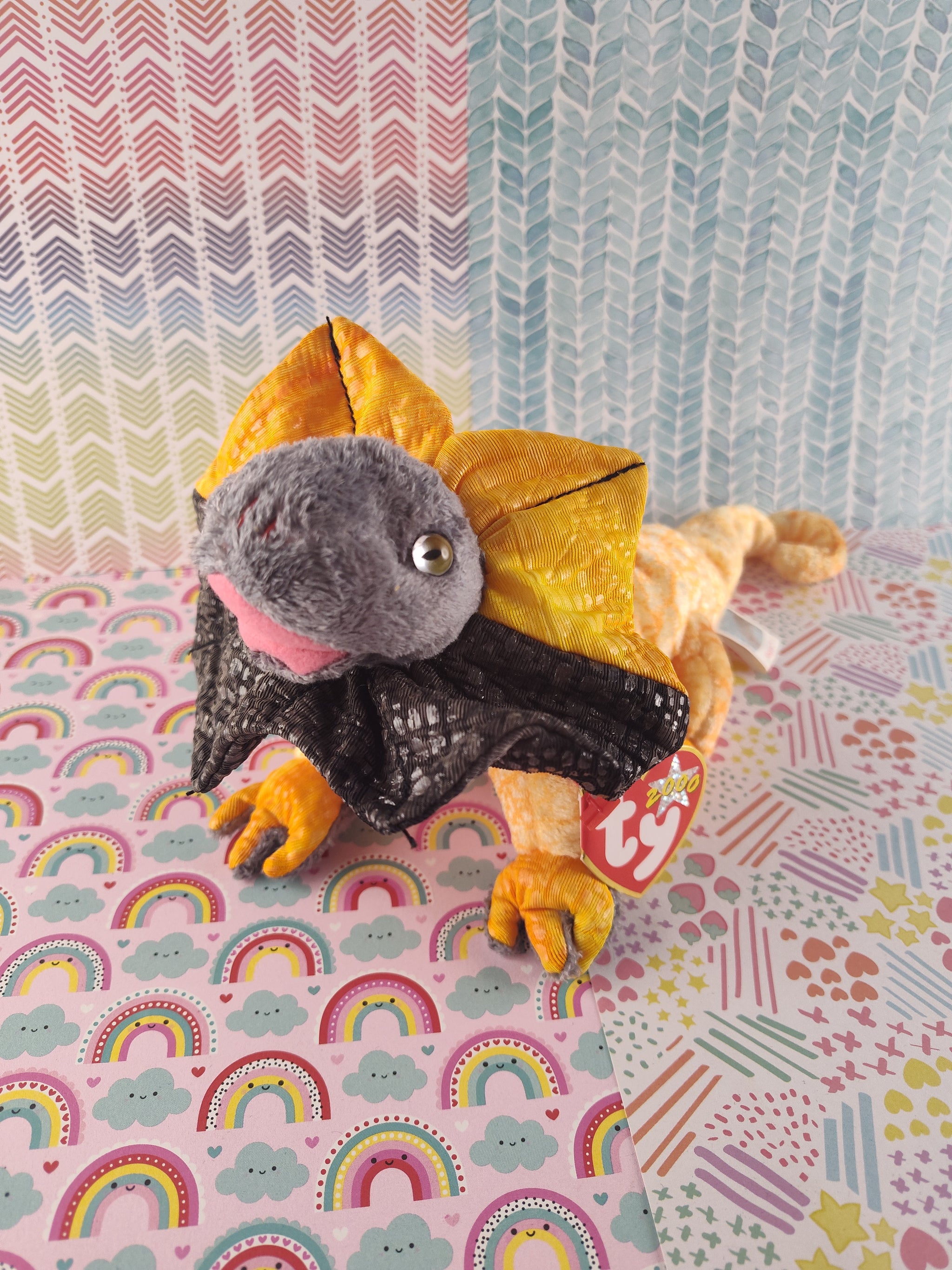 Vintage TY Beanie Baby 2000 - Slayer, Frilled Dragon - September