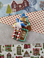 Vintage 1998 Christmas Hallmark Ornament, Cute Teddy Bear DAD Gingerbread House