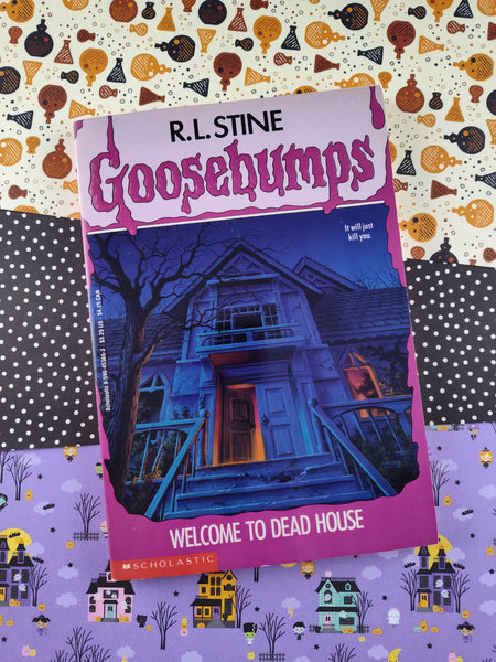 Vintage 1990's R.L. Stine Goosebumps #1, Welcome to Dead House