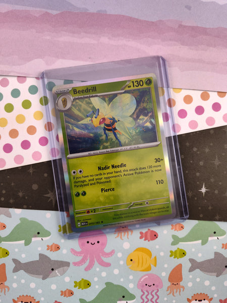 Pokemon TCG - Beedrill Scarlet & Violet Holographic Card 015/165 - NM