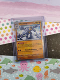 Pokemon TCG - Machamp Scarlet & Violet Holographic Card 068/165 - NM
