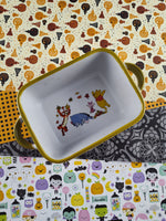 Walt Disney's Winnie the Pooh Miniature Ceramic Loaf Pan, Nice & Clean