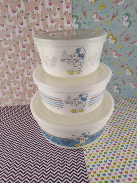 Walt Disney's Mickey Mouse Chef Cook Baking Design Set/3 Plastic Storage Bowls w/Lids, Like New