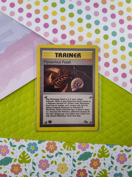 Vintage Common - 1st Edition Mysterious Fossil Pokemon Card  62/62 - LP (D)