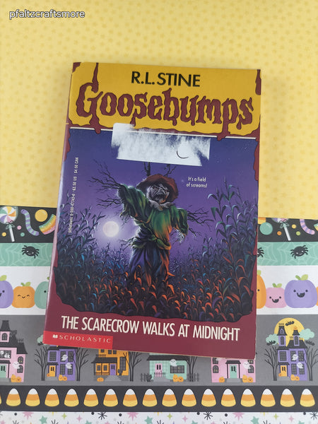 Vintage 1990's R.L. Stine Goosebumps #20, The Scarecrow Walks at Midnight Softcover