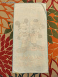 Vintage Franco Walt Disney's Mickey & Minnie Mouse "Island Style" Beach/Bath Towel, Clean