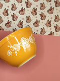 Vintage Pyrex Butterfly Gold #401 Orange White 1-1/2 Pint Nesting Mixing Bowl