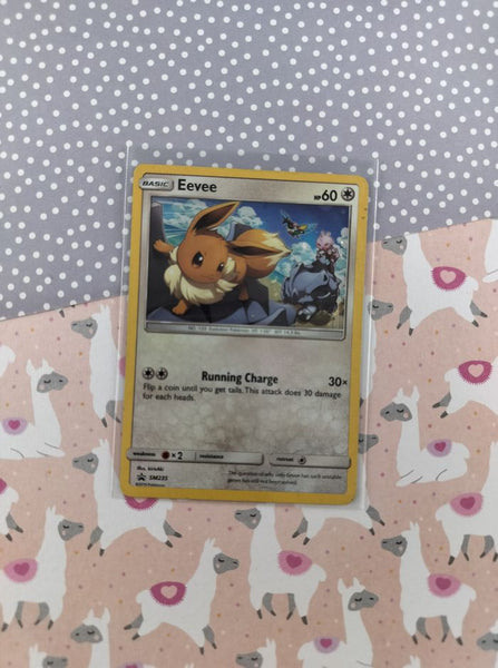 Pokemon TCG - Eevee Promo Holographic Card SM235 - LP