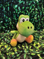 2017 Super Mario Bros Yoshi Plush Toy Green Nintendo 8" Plush, Nice & Clean