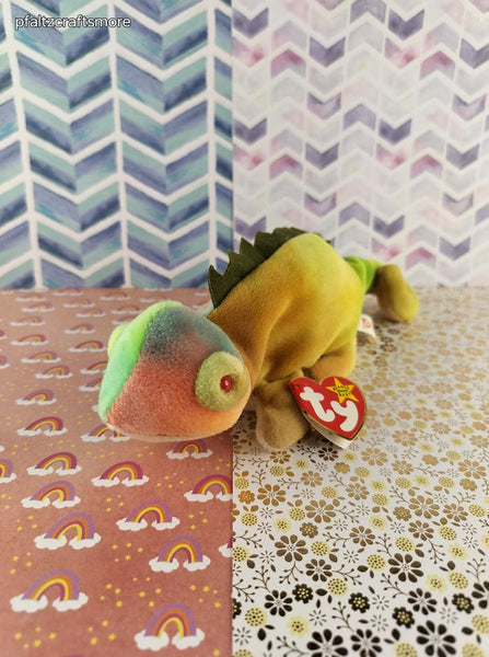 Vintage TY Beanie Baby - Iggy, Iguana - August 12, 1997