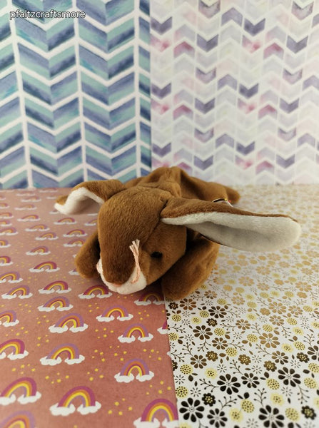 TY Beanie Baby - Rabbit, Ears - April 18, 1995