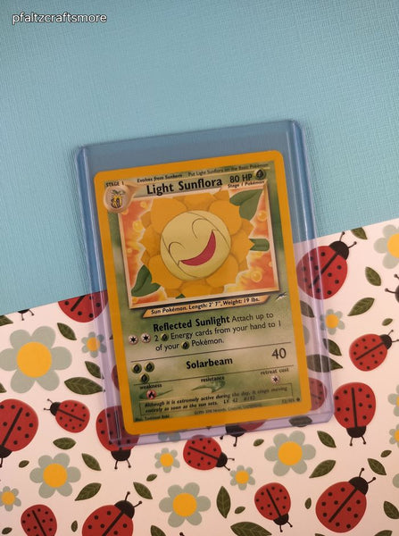 Vintage Common - Light Sunflora Neo Destiny Non-Holo Pokemon Card 72/105 - NM