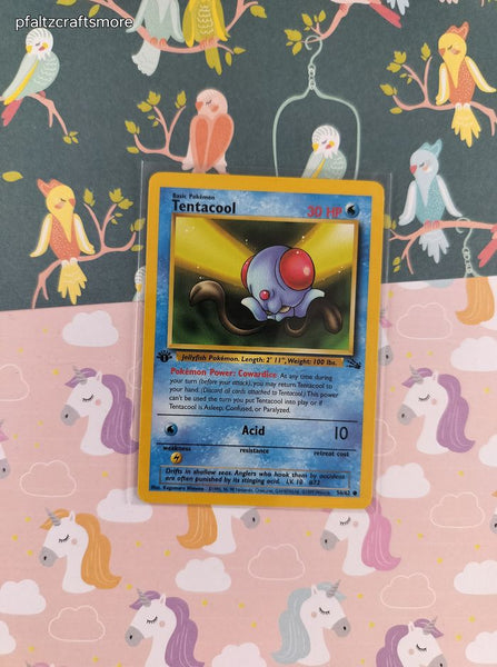 Vintage Common - 1st Edition Tentacool Fossil Non-Holo Pokemon Card 56/62 - VG (C)