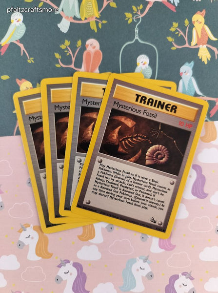 Vintage Common - Set/4 Mysterious Fossil Non-Holo Pokemon Trainer Cards 62/62 - LP