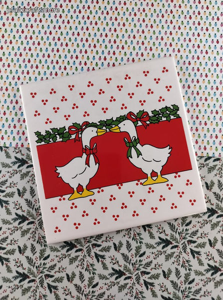 Vintage Christmas Red White Green Geese Decorative Tile, 6" Nice & Clean