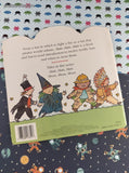 Vintage 1995 Golden Super Shape Book Hats by John Speirs Softcover
