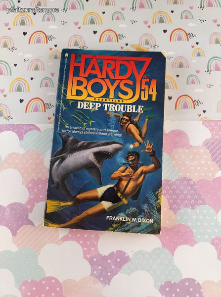 Vintage 1991 1st Printing The Hardy Boys Case Files: Deep Trouble Softcover