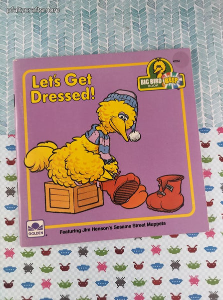 Vintage 1989 Sesame Street Big Bird BEEP Book Let's Get Dressed! Golden Softcover