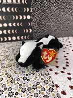 Vintage TY Beanie Baby - Stinky, Skunk - February 13, 1995 LIKE NEW
