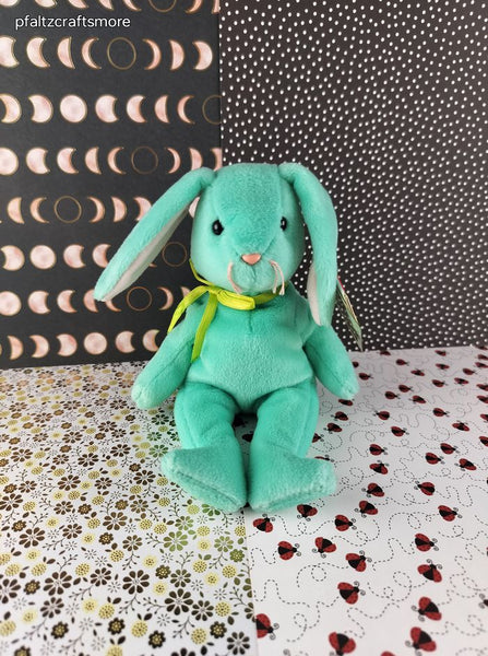 Vintage TY Beanie Baby - Hippity, Rabbit - June 1, 1996 LIKE NEW