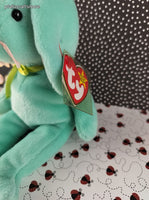 Vintage TY Beanie Baby - Hippity, Rabbit - June 1, 1996 LIKE NEW
