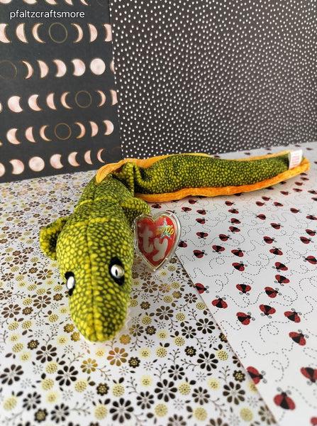 Vintage TY Beanie Baby - Morrie, Eel - February 20, 2000 LIKE NEW